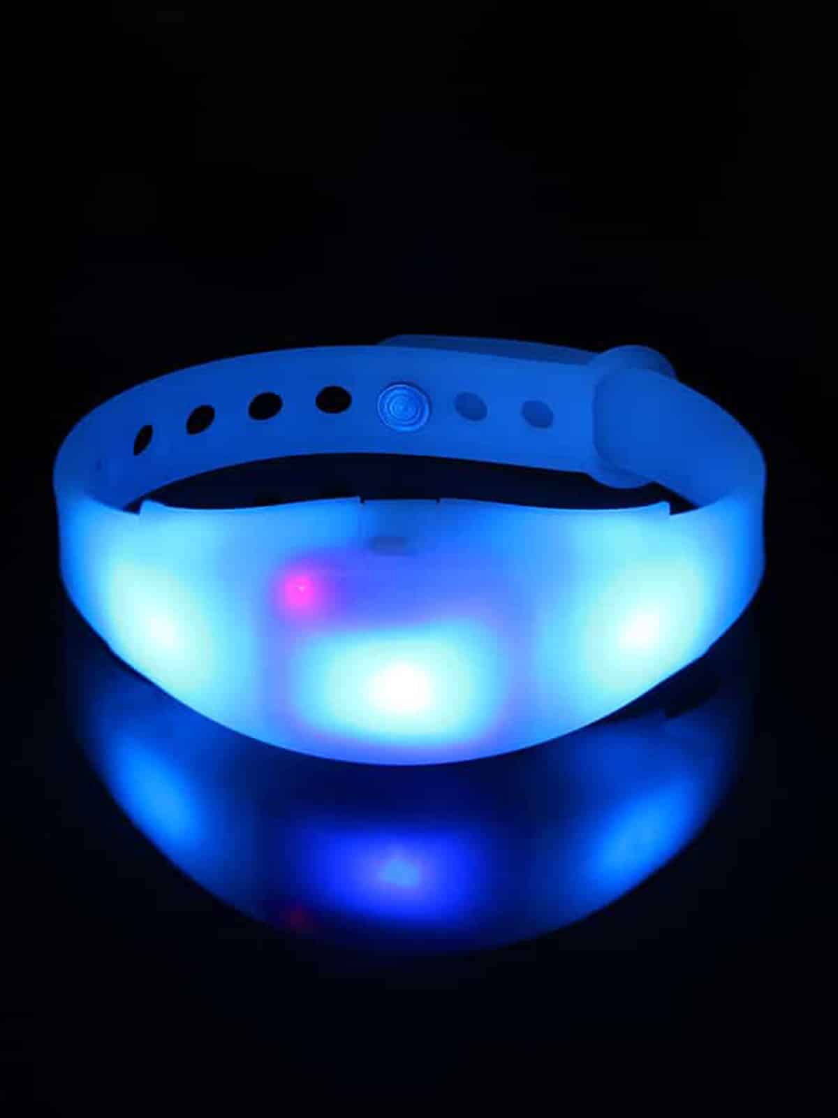 logotipo da pulseira led
